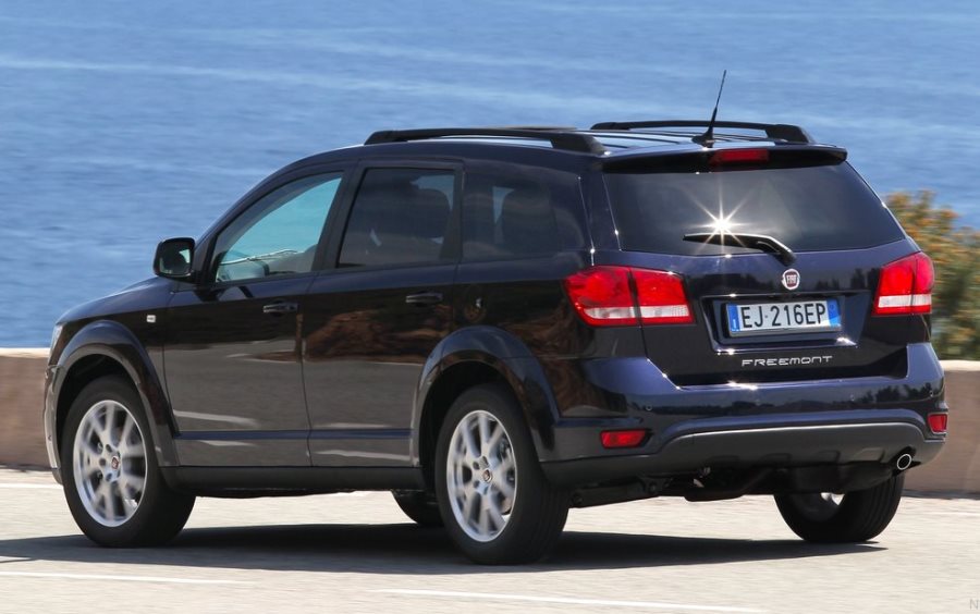 Комплектации и цены Fiat Freemont 2013 в России Комплектации и цены Fiat Freemont 2013 в России