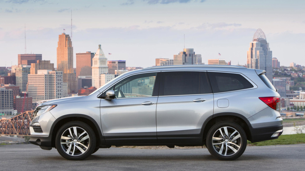 Обновленный Honda Pilot немного подорожал