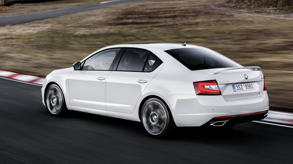 Skoda представила обновлённую Octavia RS '2017