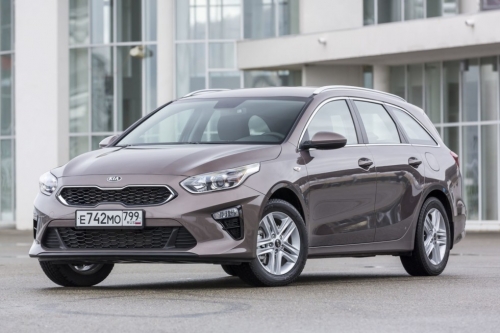 Новый Kia Ceed SW: объявлены рублёвые цены