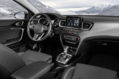 Новый Kia Ceed SW: объявлены рублёвые цены