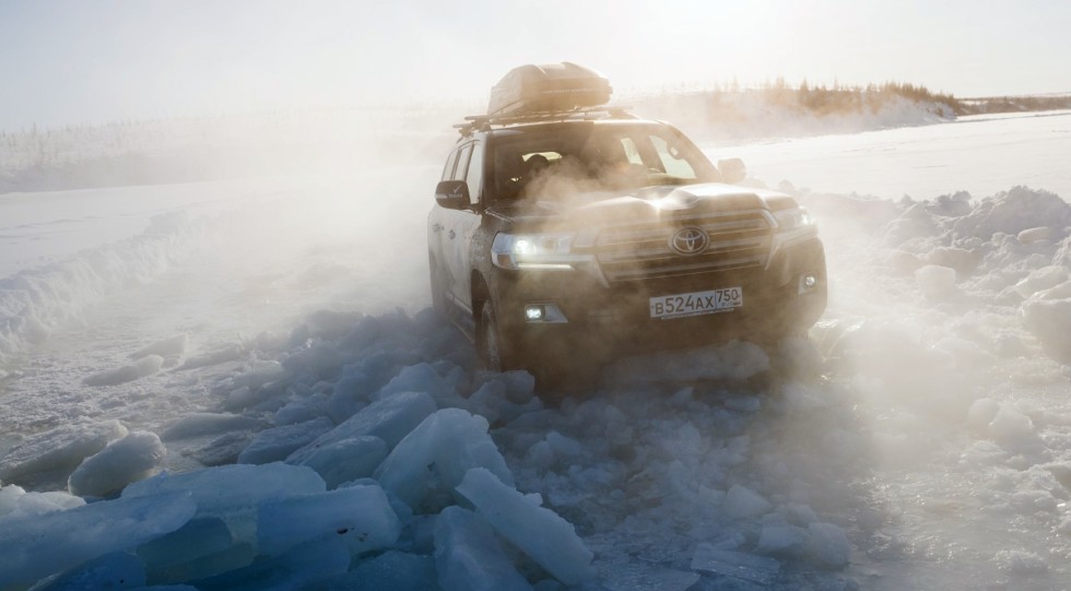 Land Cruiser's Land откроется в "Лужниках" Land Cruiser's Land откроется в "Лужниках"