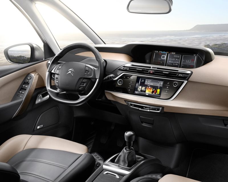 Озвучены российские цены на новый Citroen C4 Picasso 2014 Озвучены российские цены на новый Citroen C4 Picasso 2014