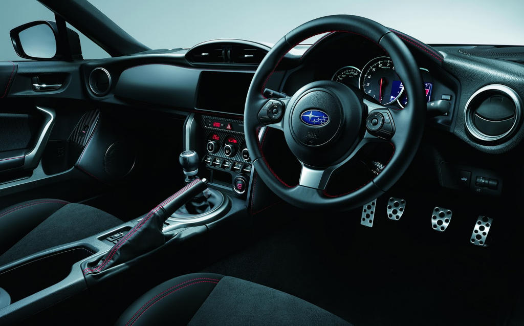 Новое купе Subaru BRZ GT 2017 (цена, фото) Новое купе Subaru BRZ GT 2017 (цена, фото)