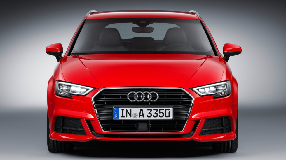 Audi наращивает продажи седана A4 в Европе Audi наращивает продажи седана A4 в Европе