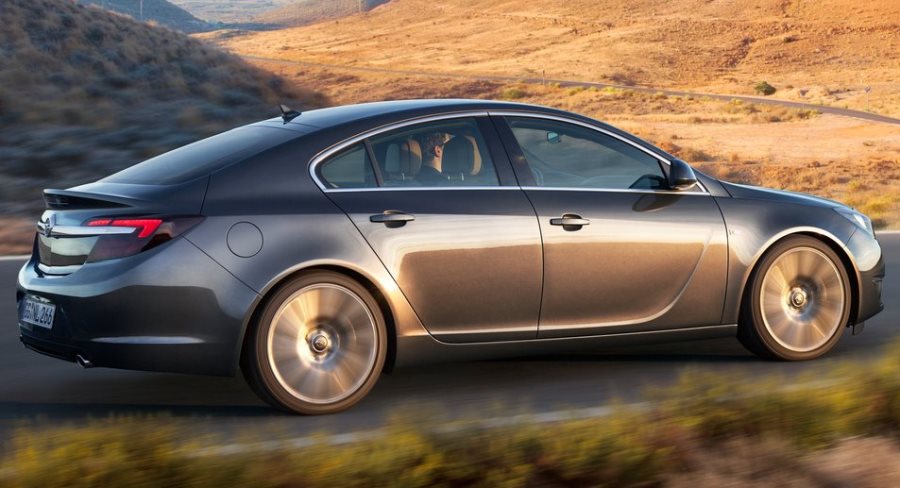 Рестайлинговые седан и универсал Opel Insignia 2014 Рестайлинговые седан и универсал Opel Insignia 2014