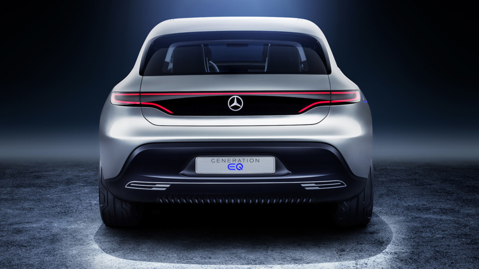 Mercedes-Benz делает шаг в сторону электрокаров: принята стратегия Mercedes-Benz делает шаг в сторону электрокаров: принята стратегия
