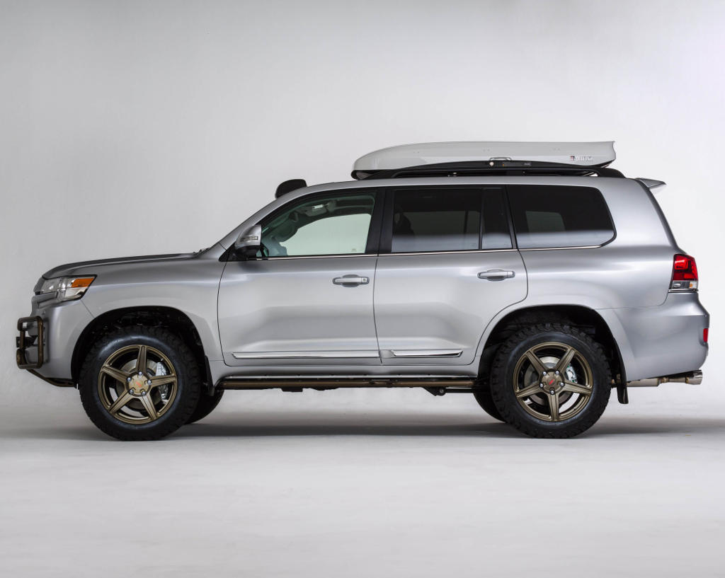 Тюнинг Toyota Land Cruiser 200 2016 от TRD (фото)