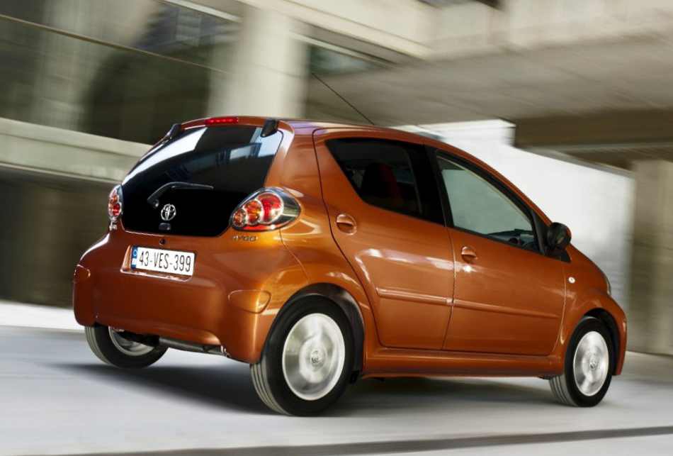 Toyota Aygo 2012: обзор, видео, фото Toyota Aygo 2012: обзор, видео, фото