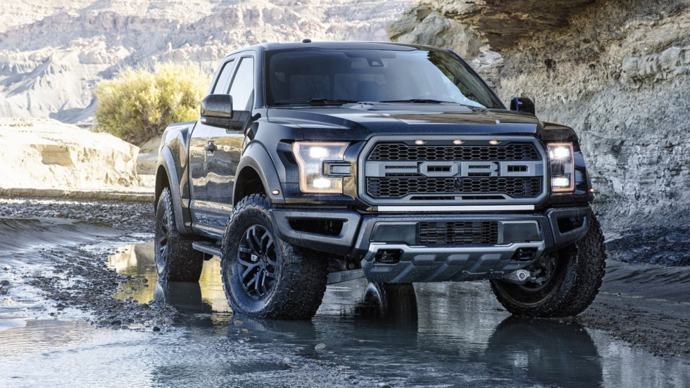 Девяносто тонн глины ежегодно уходит на создание моделей автомобилей Ford Девяносто тонн глины ежегодно уходит на создание моделей автомобилей Ford