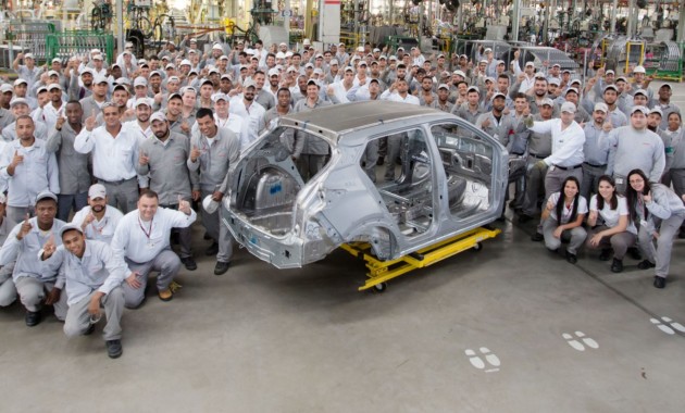 Бразильский завод Nissan выпустил первый кузов Kicks