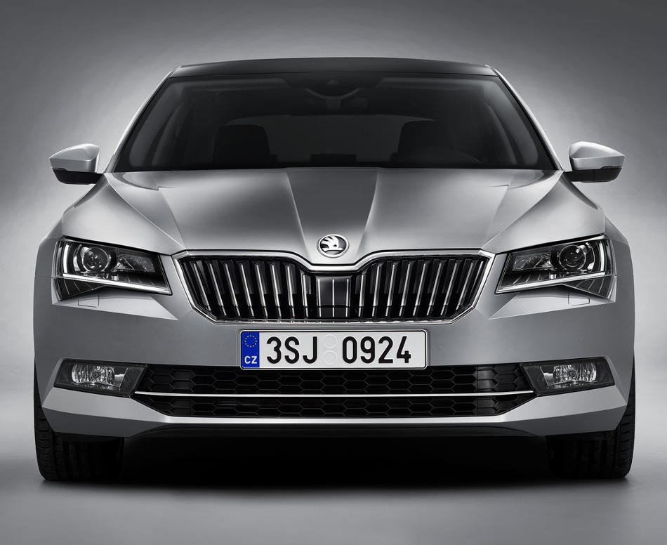 Новая Skoda Superb 2015- 2016 представлена в Чехии (фото, видео)