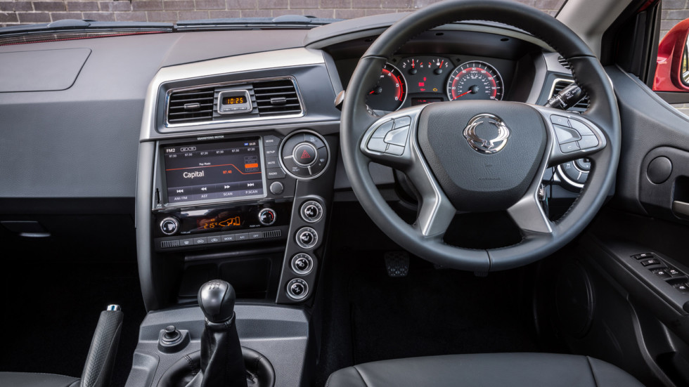Первые тесты пикапа SsangYong Musso: подвела лишь эргономика Первые тесты пикапа SsangYong Musso: подвела лишь эргономика