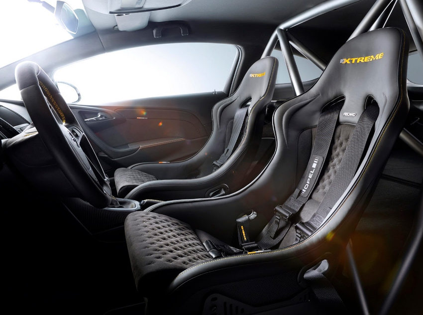 Представлен 300-сильный Opel Astra OPC Extreme Представлен 300-сильный Opel Astra OPC Extreme