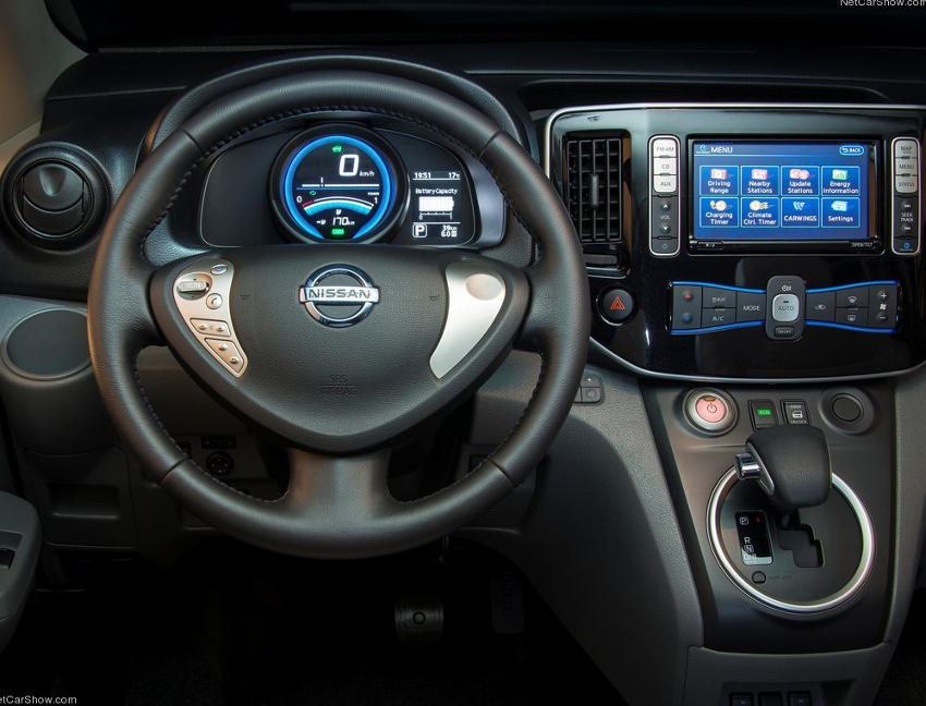 Электрический фургон Nissan e-NV200 2015 Электрический фургон Nissan e-NV200 2015