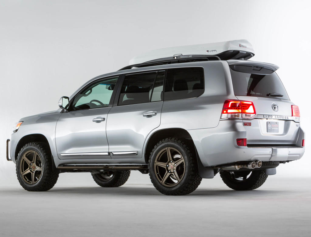 Тюнинг Toyota Land Cruiser 200 2016 от TRD (фото)