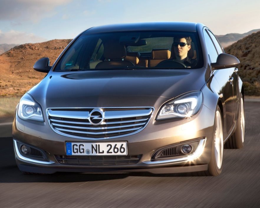 Рестайлинговые седан и универсал Opel Insignia 2014 Рестайлинговые седан и универсал Opel Insignia 2014