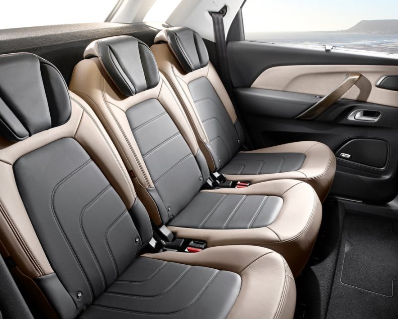 Озвучены российские цены на новый Citroen C4 Picasso 2014 Озвучены российские цены на новый Citroen C4 Picasso 2014