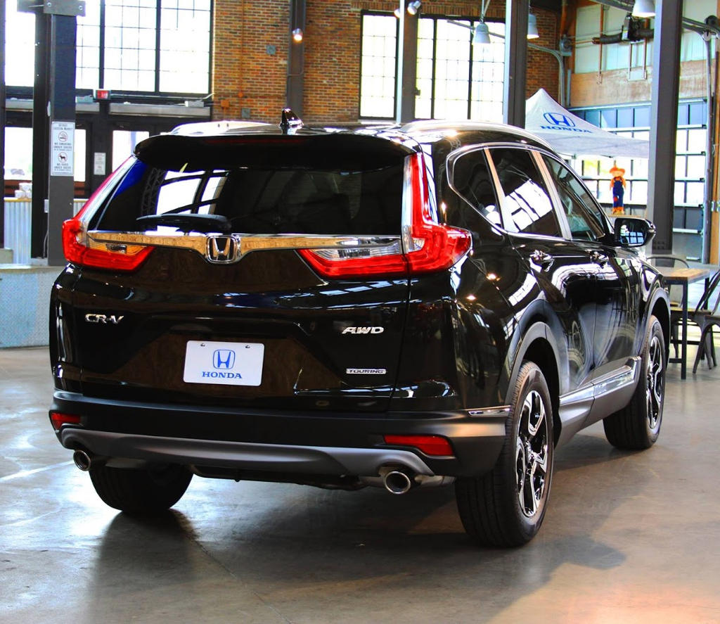 Презентован новый Honda CR-V 2017 (фото, цена) Презентован новый Honda CR-V 2017 (фото, цена)
