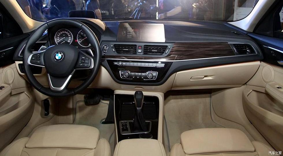 Марка BMW представила седан 1 Series