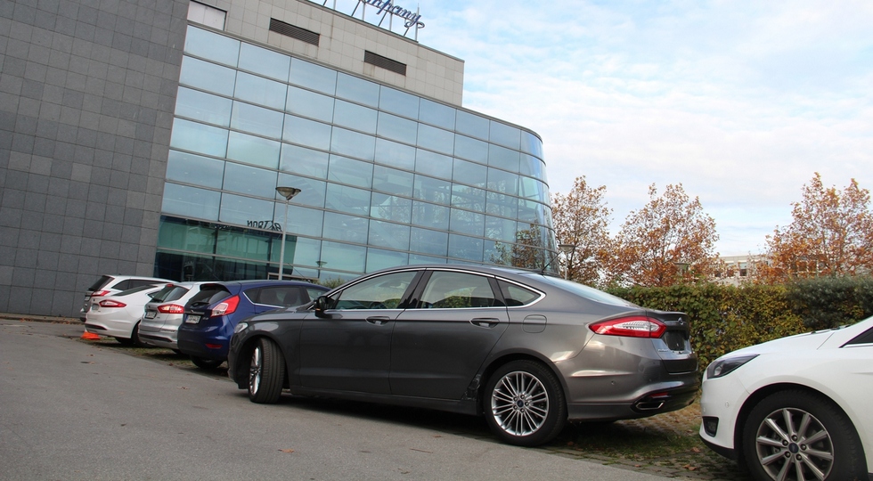 Подробности о новом автопарковщике Ford Подробности о новом автопарковщике Ford