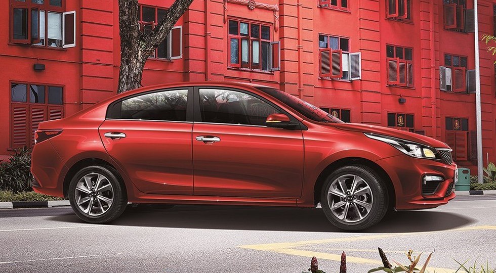 Появились официальные изображения Kia Rio нового поколения