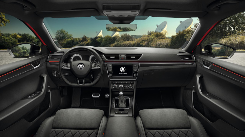 Skoda Superb SportLine можно купить в России Skoda Superb SportLine можно купить в России