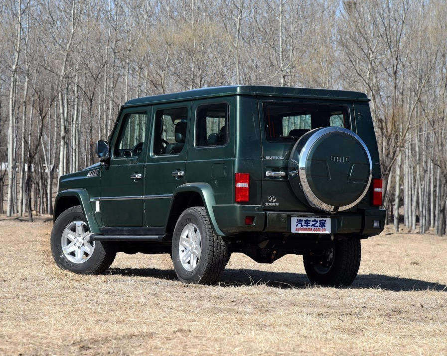 BAIC BJ80 – китайская копия Гелендвагена (цена, фото) BAIC BJ80 – китайская копия Гелендвагена (цена, фото)