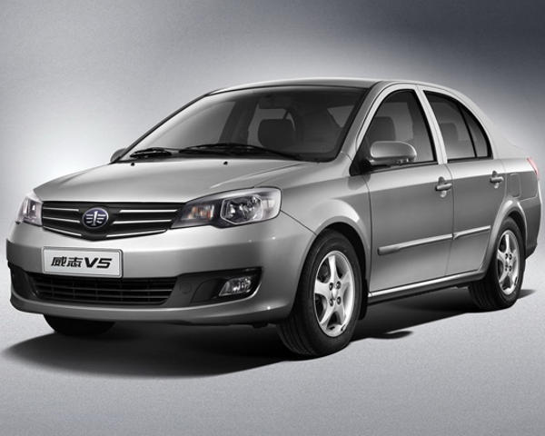 Цены на седан FAW V5 в 2014 году Цены на седан FAW V5 в 2014 году