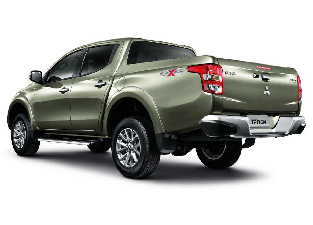 Новый Mitsubishi L200 2015 — 2016 в России (цена, фото) Новый Mitsubishi L200 2015 — 2016 в России (цена, фото)