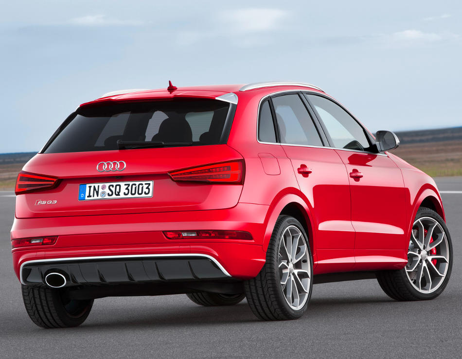Рестайлинговые Audi Q3 и RS Q3 2015 в России Рестайлинговые Audi Q3 и RS Q3 2015 в России