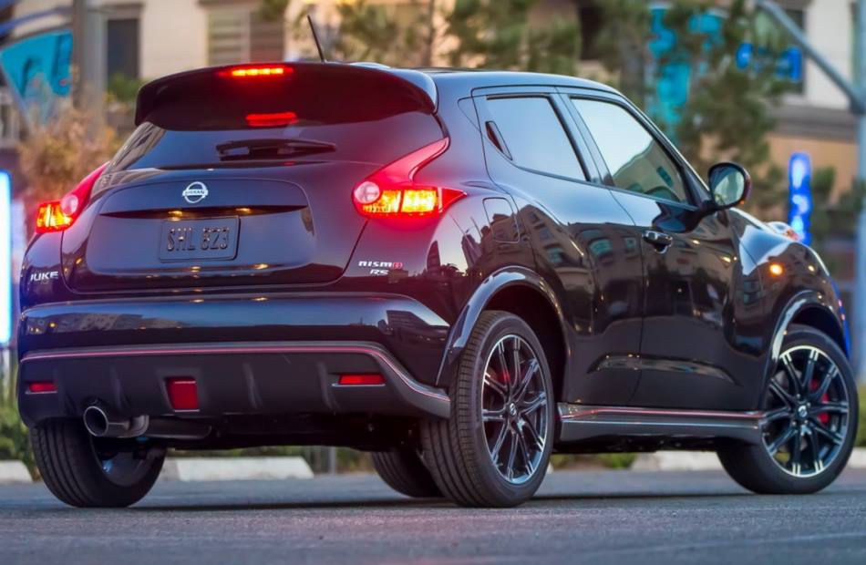 Мощный Nissan Juke Nismo RS 2015 в России (цена, фото) Мощный Nissan Juke Nismo RS 2015 в России (цена, фото)