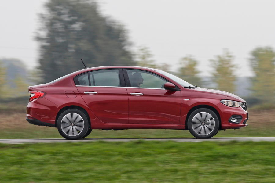 Новый седан Fiat Tipo 2016 (цена, фото) Новый седан Fiat Tipo 2016 (цена, фото)