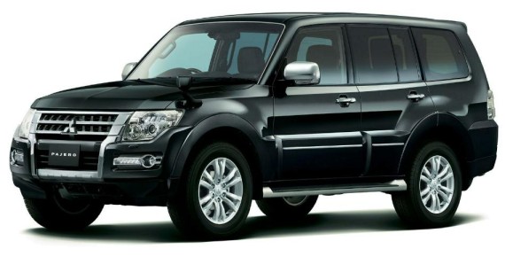 Рестайлинговый Mitsubishi Pajero 2015 показали в Москве Рестайлинговый Mitsubishi Pajero 2015 показали в Москве