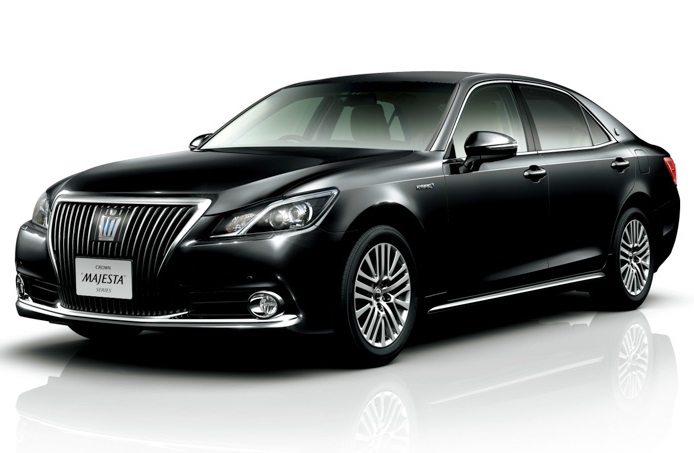 Седан Toyota Crown Majestа 2014 Седан Toyota Crown Majestа 2014