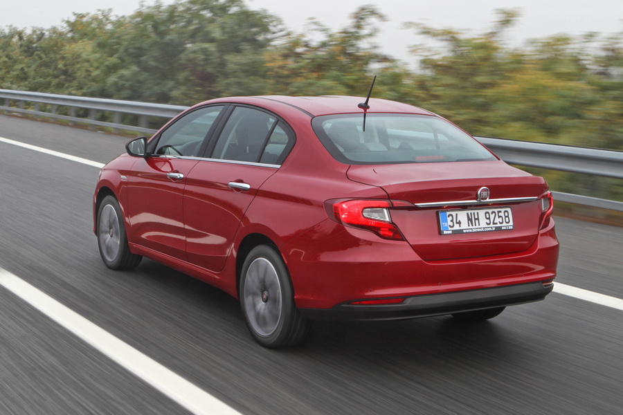 Новый седан Fiat Tipo 2016 (цена, фото) Новый седан Fiat Tipo 2016 (цена, фото)