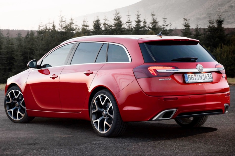 &laquo;Заряженная&raquo; Opel Insignia OPC 2014 года
