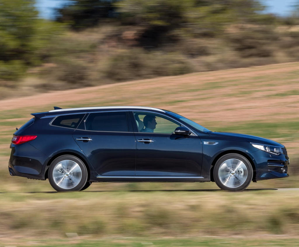 Kia показала новый универсал Optima Sportswagon 2016 (фото, цена)