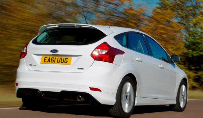 Новый спортивный Форд Фокус Zetec S 2012 Новый спортивный Форд Фокус Zetec S 2012