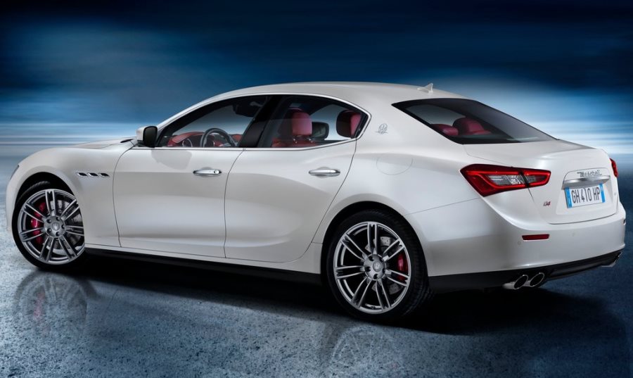 Новый седан Maserati Ghibli 2014 Новый седан Maserati Ghibli 2014