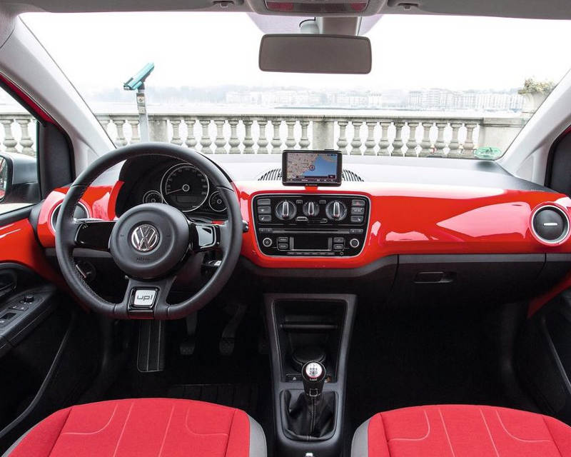 Volkswagen Cross Up 2014: цена, фото, характеристики Volkswagen Cross Up 2014: цена, фото, характеристики