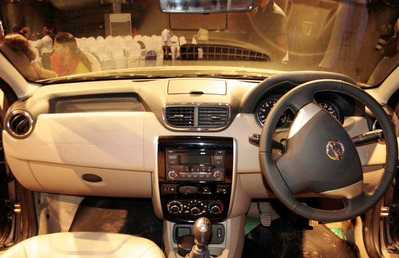 Новый Nissan Terrano 2014 на базе Renault Duster Новый Nissan Terrano 2014 на базе Renault Duster