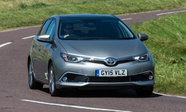 Toyota обновила две модели Toyota обновила две модели