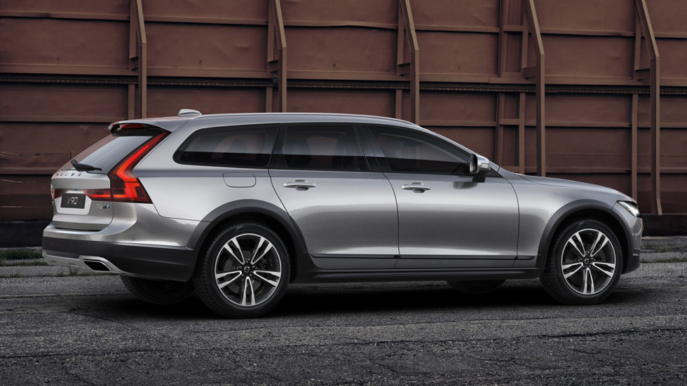 Polestar подготовил тюнинг для Volvo V90 Cross Country