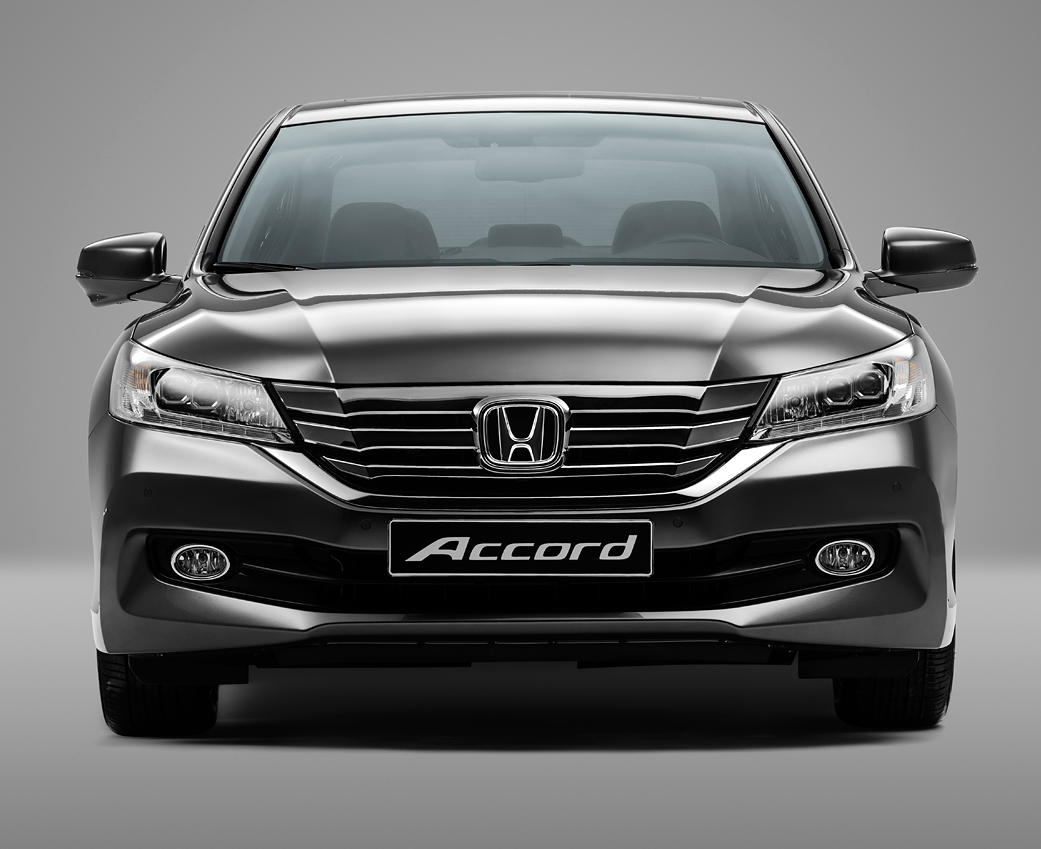 Представлена новая Honda Accord 2014-2015 (фото) Представлена новая Honda Accord 2014-2015 (фото)