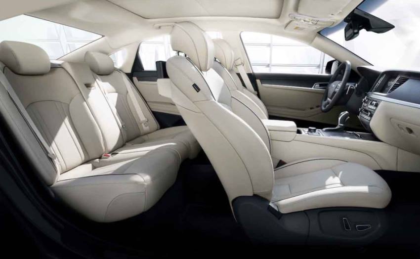 Седан Hyundai Genesis 2015 модельного года