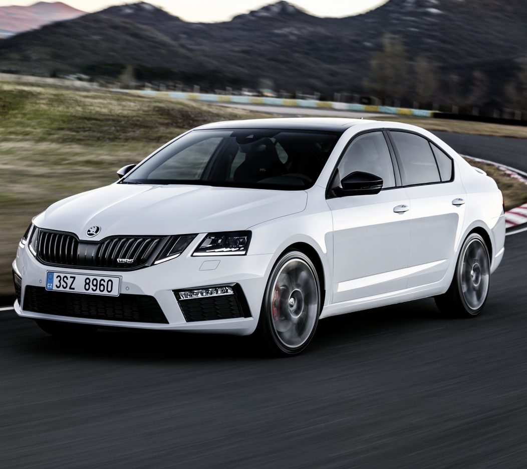 Рестайлинговые Skoda Octavia RS 2017 (фото, цена) Рестайлинговые Skoda Octavia RS 2017 (фото, цена)