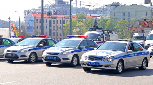 «Мигалки» запретили использовать аварийным службам, не входящим в МЧС «Мигалки» запретили использовать аварийным службам, не входящим в МЧС