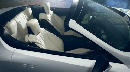 Под открытым небом: кабриолет Lexus LC будет теснее, чем купе Под открытым небом: кабриолет Lexus LC будет теснее, чем купе